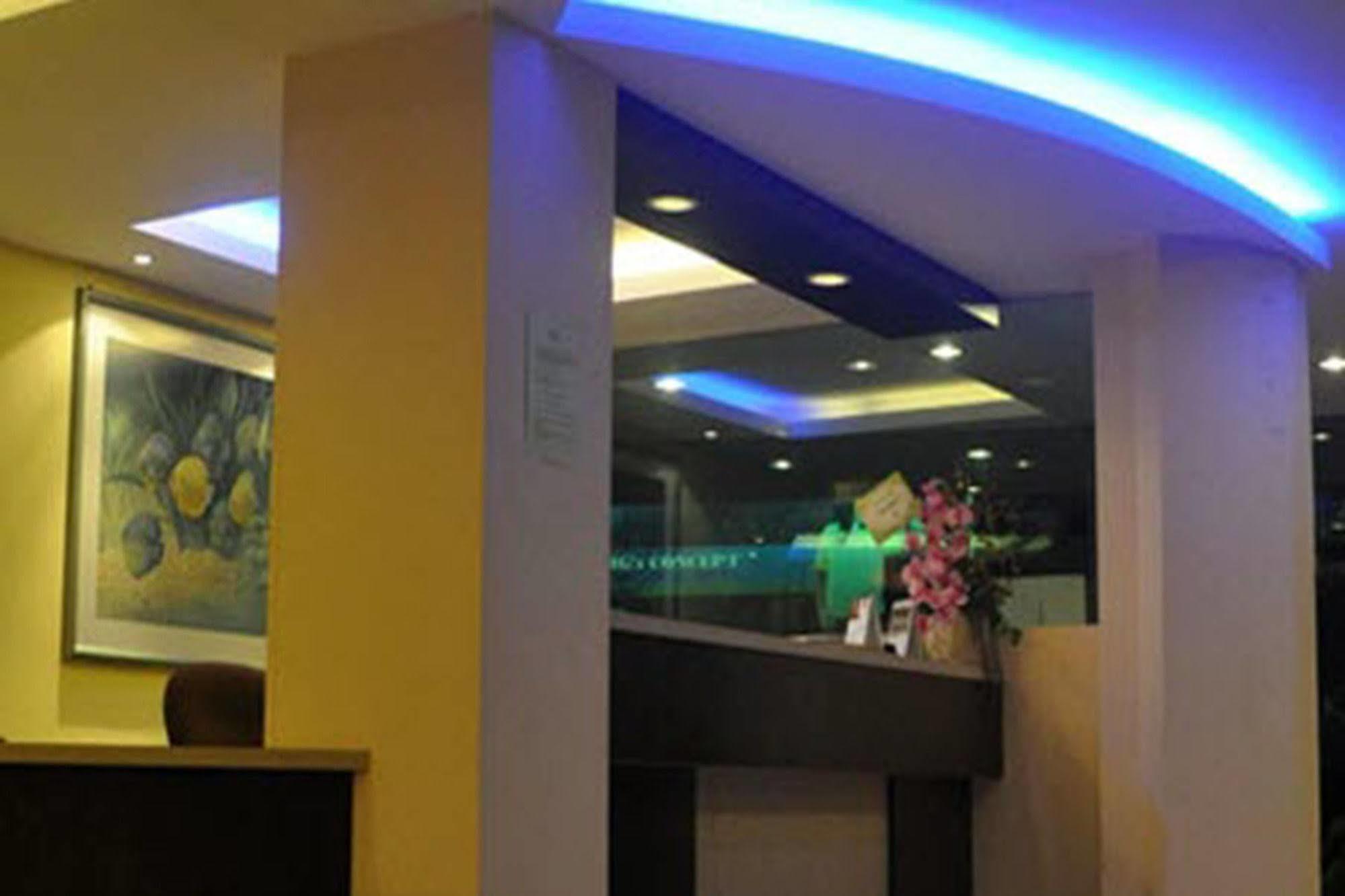 Golden Bay Hotel Malakka Dış mekan fotoğraf